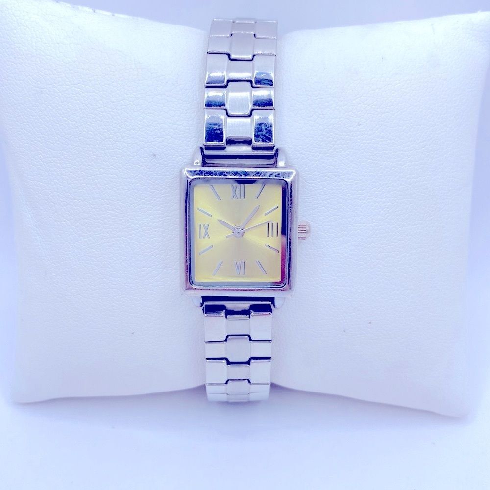 Working! Bay Studio Rectangular Face Minimalist Stretch Band Watch